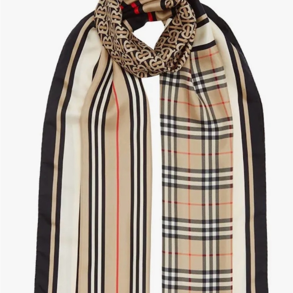 Burberry Beige and Black Scarf